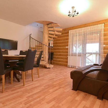 Apartament Bieszczady Solina Polanczyk "Gajowka " Berezka Kültér fotó